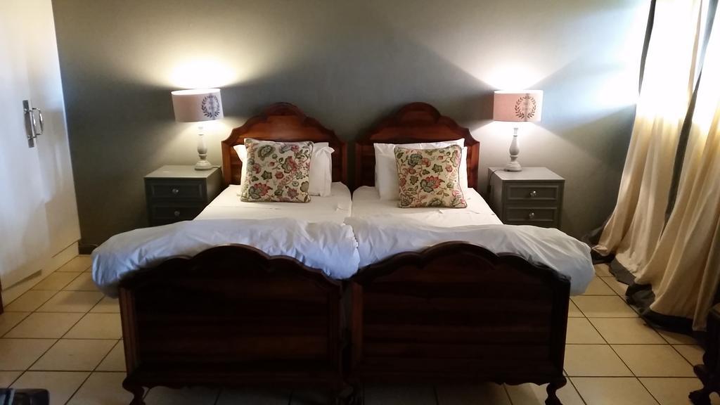 Simondium'S Country Lodge Стая снимка